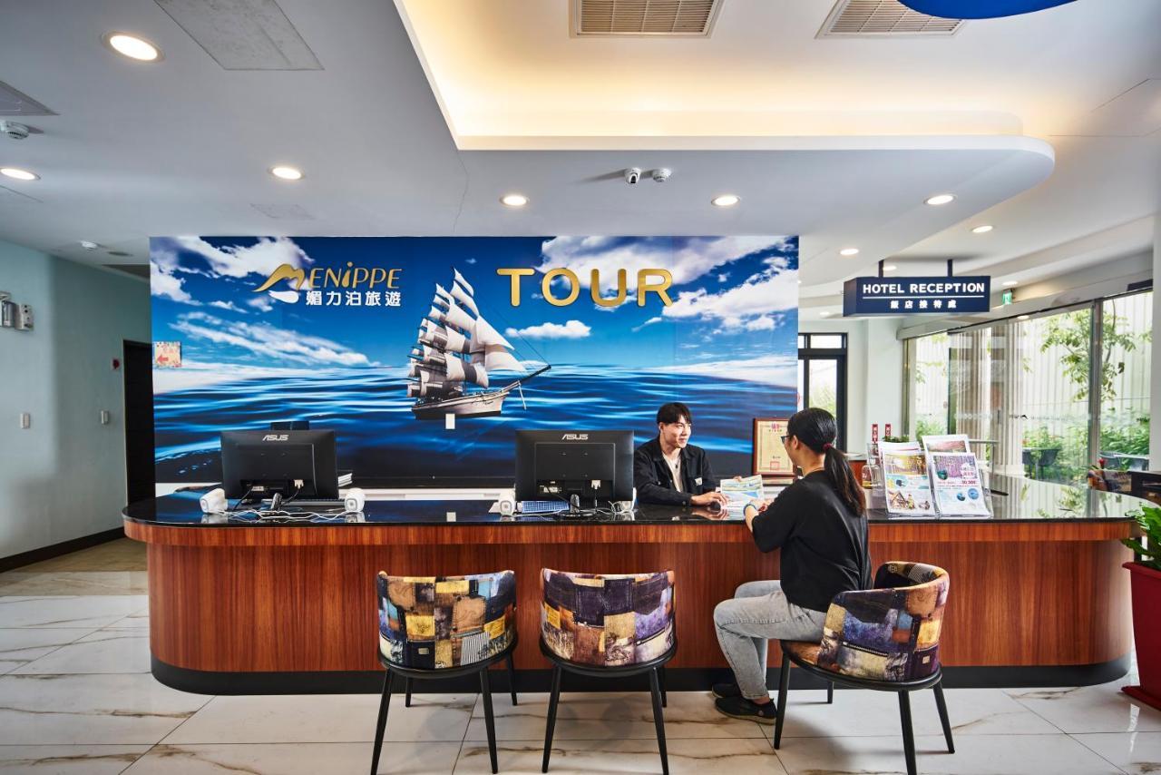 Menippe Hotel Kaohsiung Esterno foto