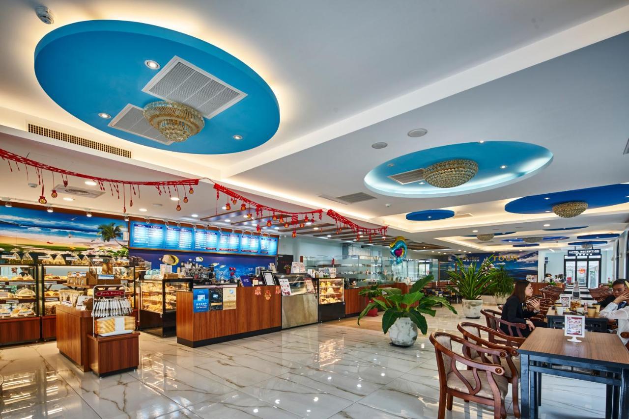 Menippe Hotel Kaohsiung Esterno foto